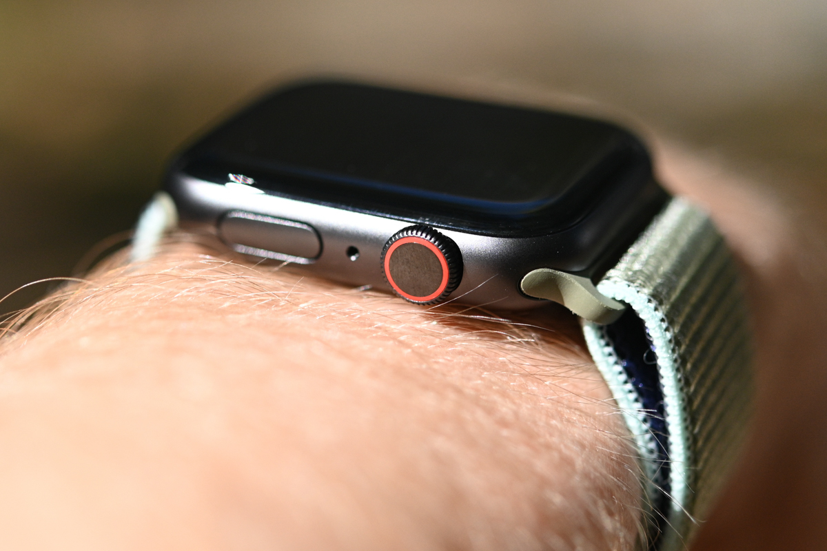 Quy trình vệ sinh Apple Watch đúng cách