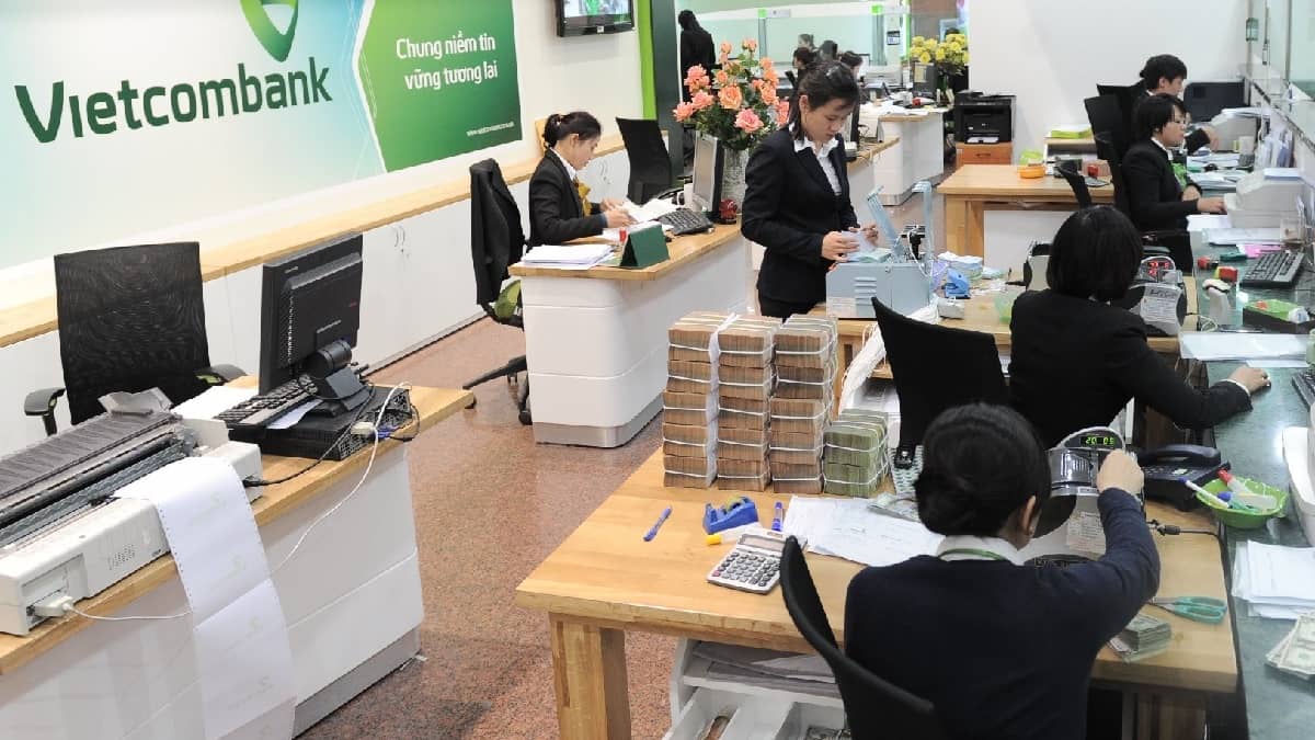 Các bước đăng ký SMS Banking trực tiếp tại ngân hàng