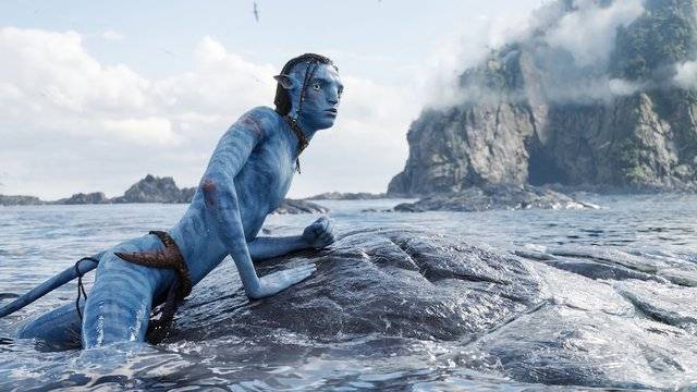Avatar 2: Sau 15 năm kể từ khi bộ phim Avatar điện ảnh đầy ấn tượng ra mắt khán giả, Avatar 2 sẽ trở lại với sự kỳ vọng tương tự. Với kỹ xảo công nghệ hiện đại và diễn xuất đầy cảm xúc, Avatar 2 đảm bảo sẽ đưa bạn đến một cuộc phiêu lưu mới với thế giới Pandora đầy phong phú và tiềm năng.