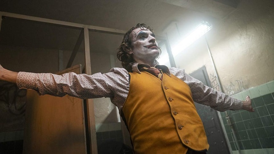 Joker (2019) là một nguồn gốc mới của hoàng tử hề tội phạm thành phố Gotham