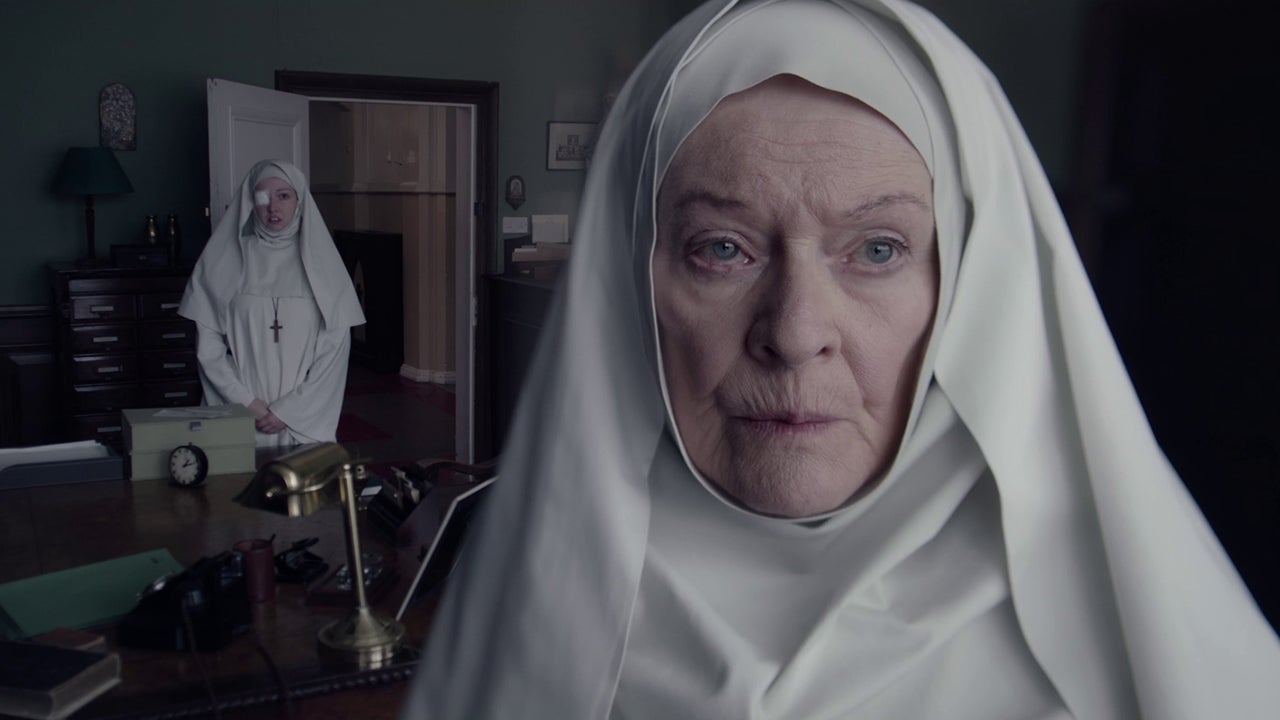 So với tạo hình của ma sơ Valak thì Thánh Vật Của Quỷ còn kém xa